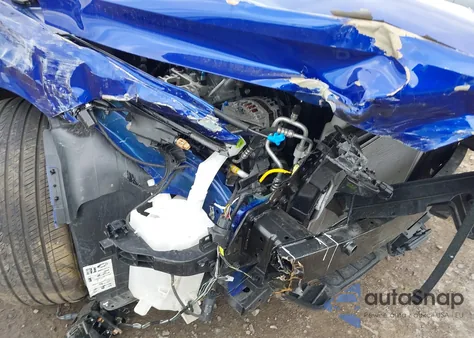 2024 Hyundai Elantra Sel z USA, uszkodzony, nr VIN KMHLS4DG2RU750734